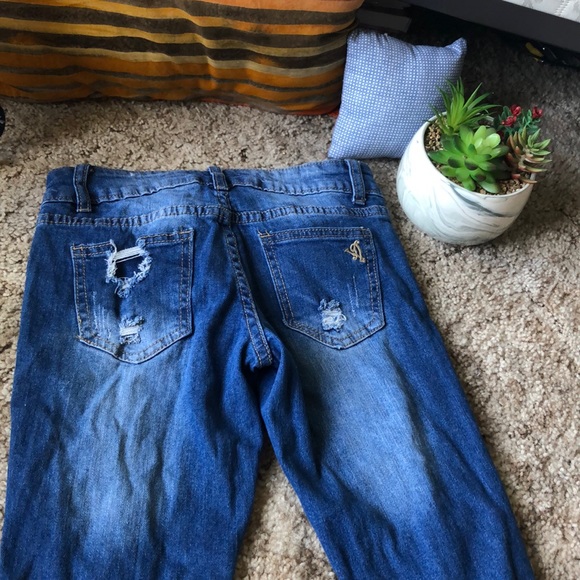 Ripped jeans - Picture 2 of 4